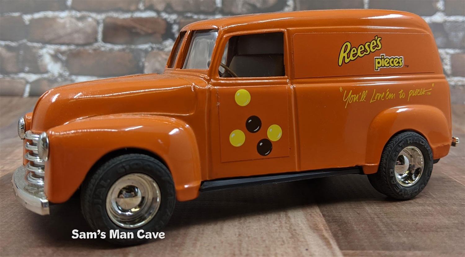 Reese's Pieces 1950 Panel Truck Bank